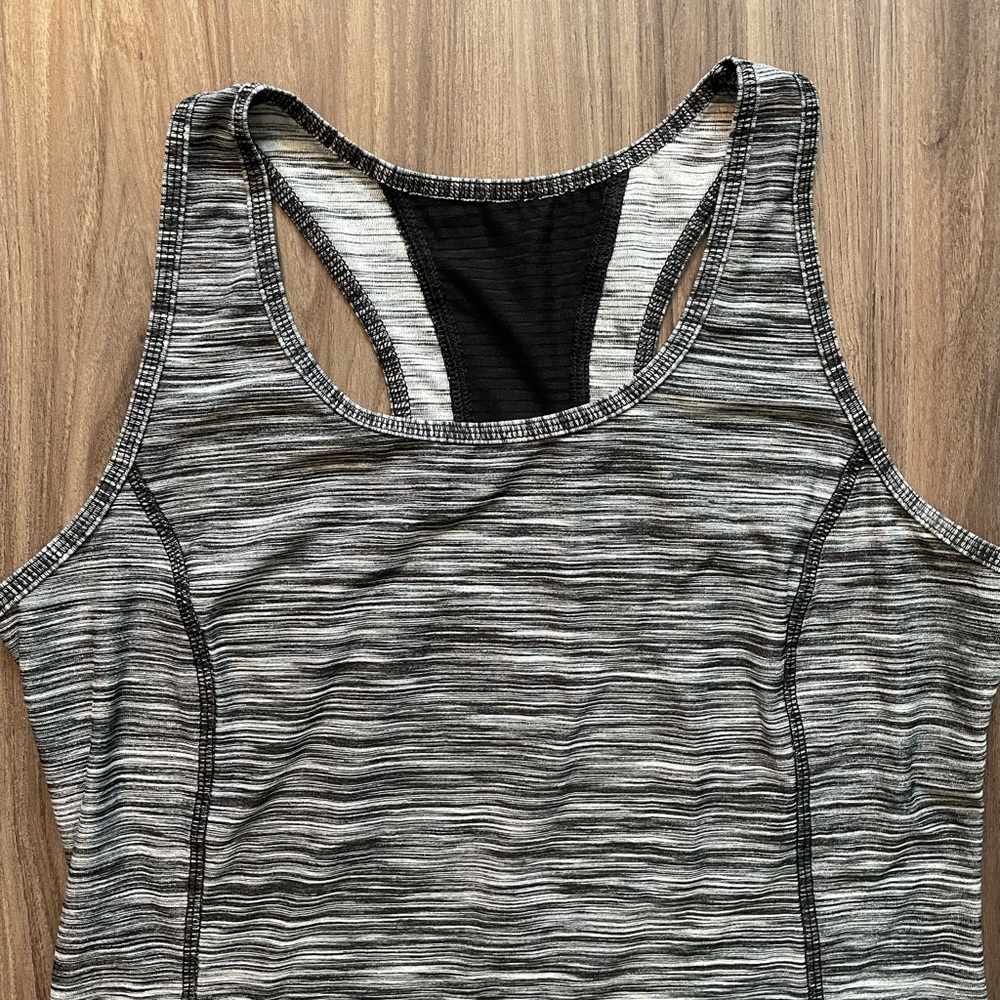 Danskin Racerback Tank Size Medium - Picture 2 of 6